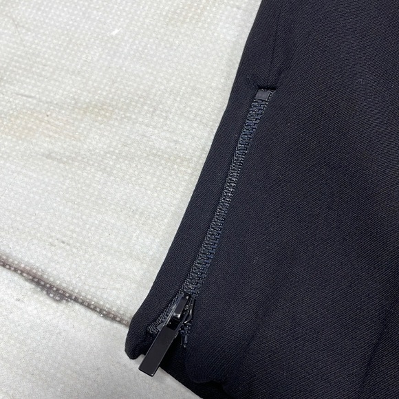 Classiques Entier Pants Black Tapered Trousers Ankle Zip Size Medium - Picture 6 of 12